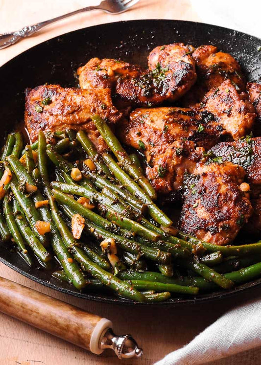 Chicken Thighs with Lemon Garlic Green Beans