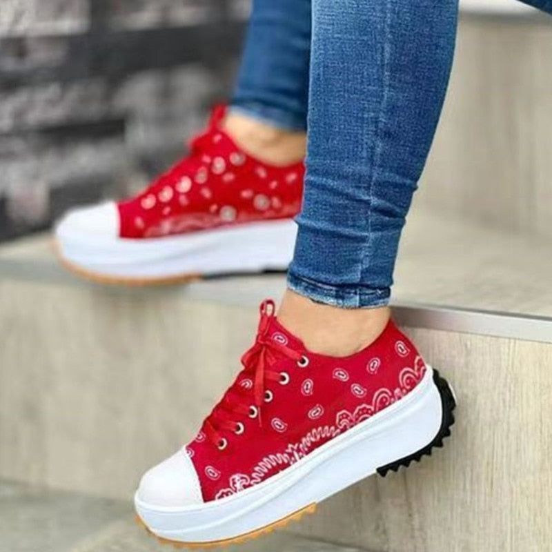 Cute Throwback Canvas Women Sneakers